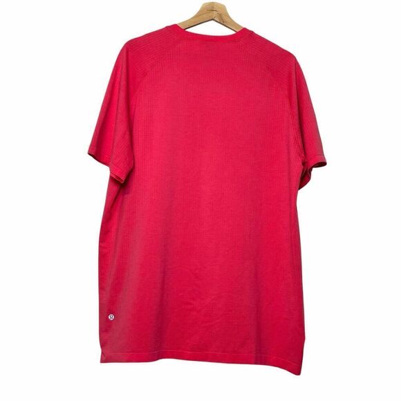 Metal Vent Tech Short-Sleeve Shirt *Updated *Red Glow/LipGloss - Picture 3 of 9